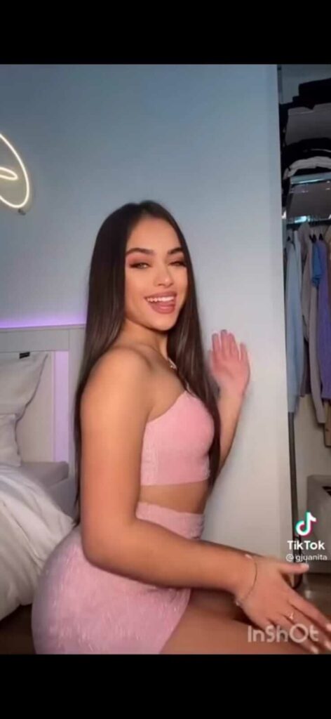 Tiktok Adulting Version APK Image Girl